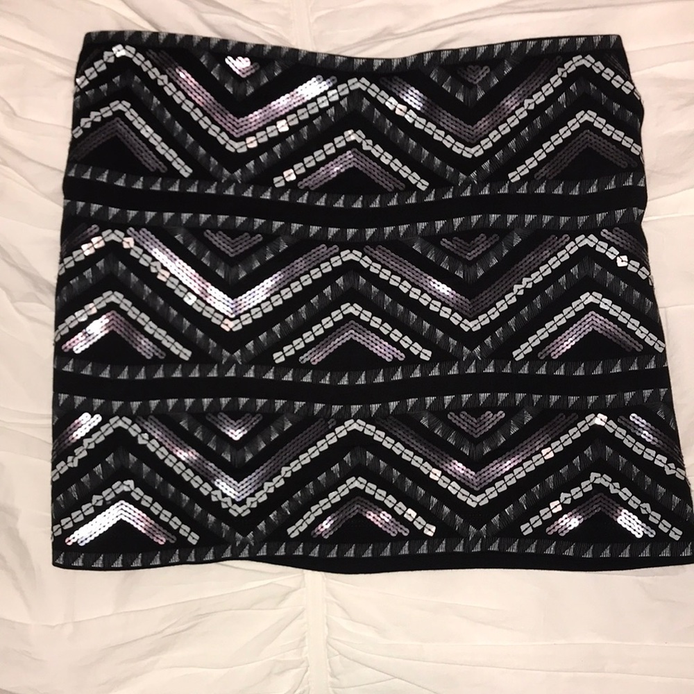 Express sequin skirt